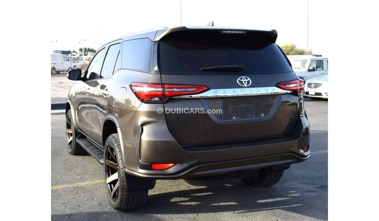 Toyota Fortuner 2019 Toyota Fortuner, 5dr SUV, 2.8L 4cyl 1GD Diesel Engine, Automatic, Four Wheel Drive, Australian 