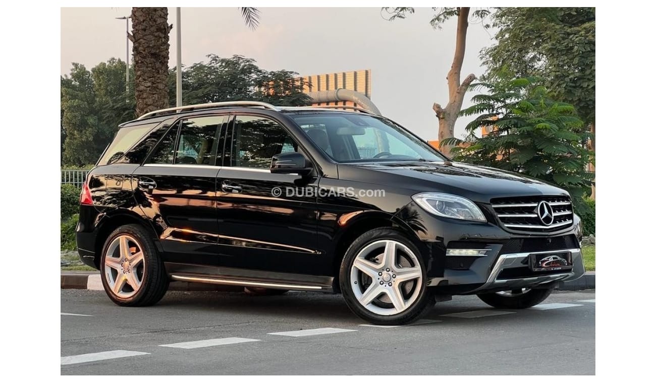 مرسيدس بنز ML 400 MERCEDES BENZ ML400 2015 AMG GCC FULL OPTIONS IN PERFECT CONDITION