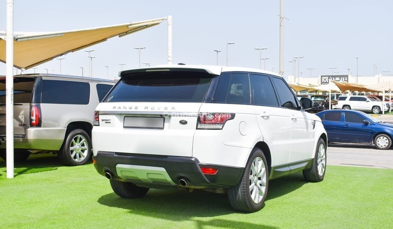 Land Rover Range Rover Sport The car is very good, in perfect condition, looks clean from the inside and outside without any acci