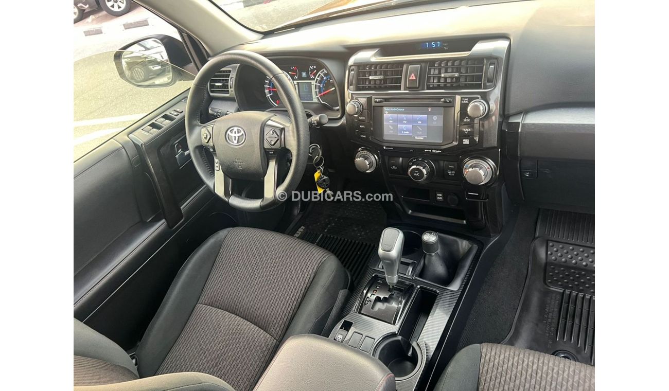 تويوتا Runner4 2019 TOYOTA 4RUNNER, TRD OFF ROAD - 4x4 - 4.0L V6 - Diff Lock and Crawl Control - 46600 Mileage