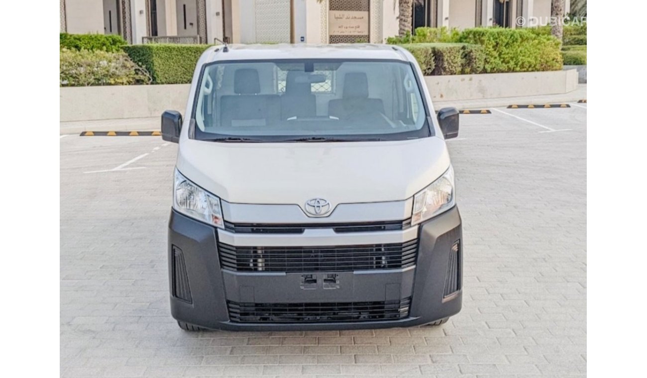 Toyota Hiace 2021 LHD Petrol Full Options top of the range