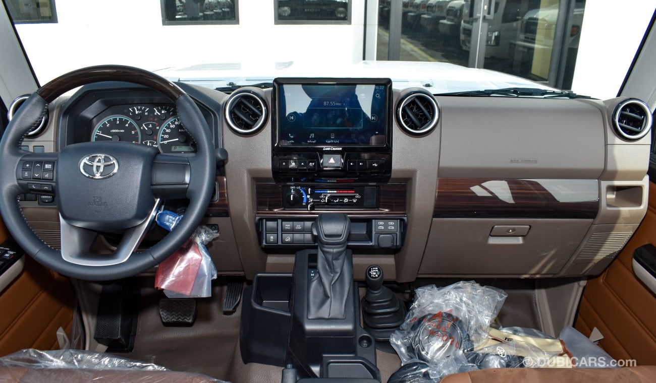 Toyota Land Cruiser Pick Up Double Cabin