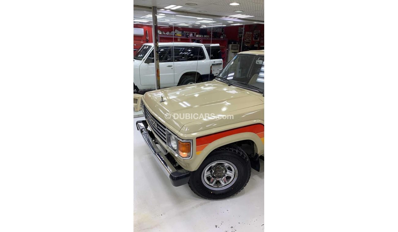 Toyota Land Cruiser Hard Top Fj62