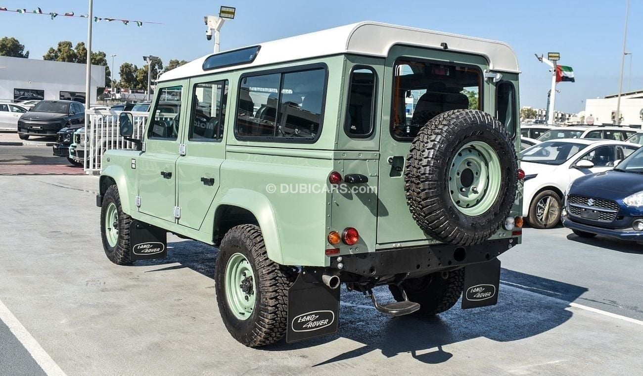 Land Rover Defender SUV