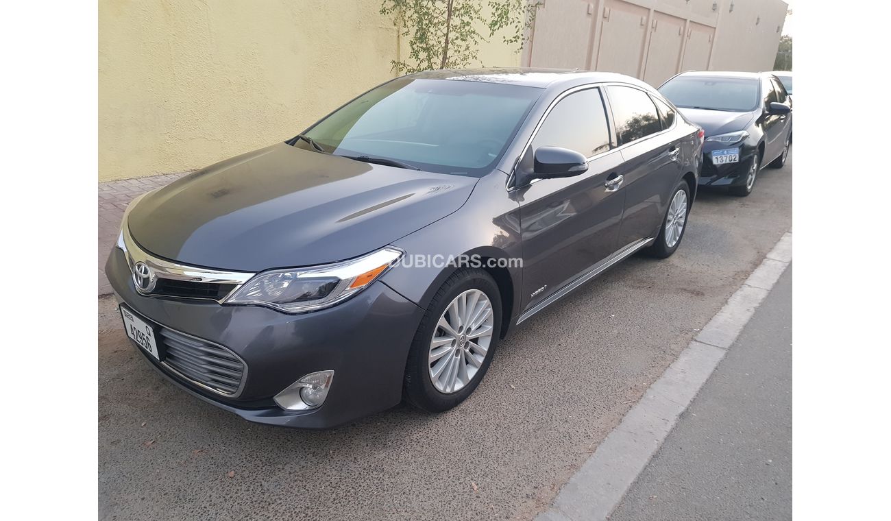 Toyota Avalon Hybrid limited