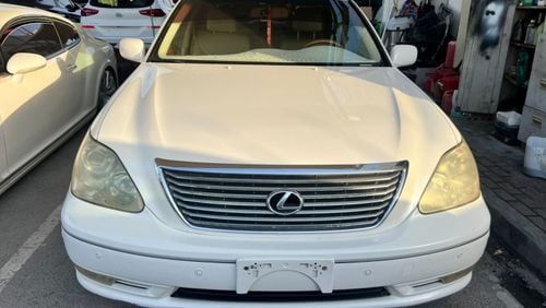 Lexus LS 430 Model 2004, machine imported from Japan, half-ultra, 8 cylinder, odometer 70,000 only 18 agency tane