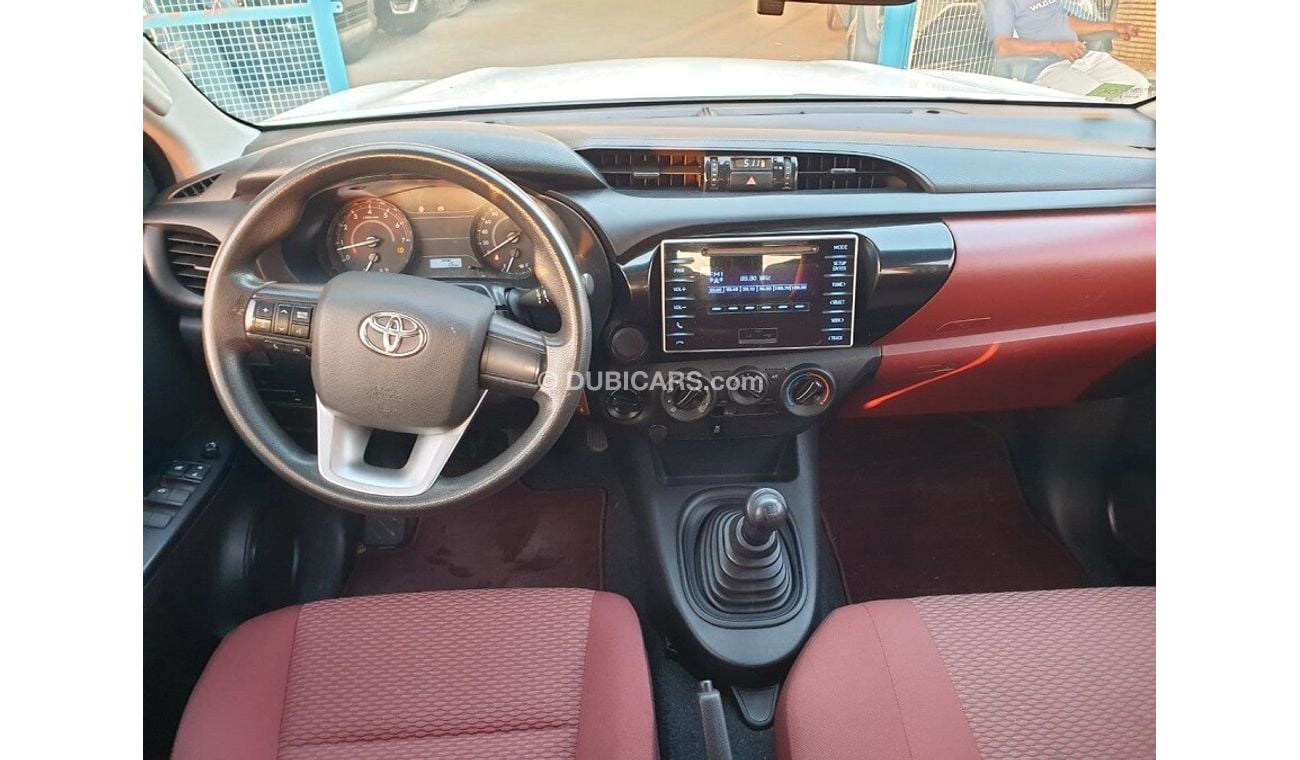 أبارث بونتو إيفو HILUX PICKUP 2.7L PETROL (4X4) MANUAL