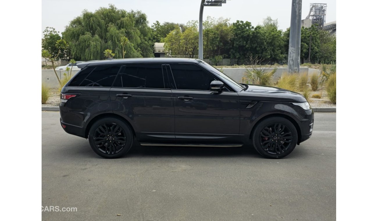 لاند روفر رانج روفر سبورت أوتوبايوجرافي 2016 - Supercharged V8 Autobiography - Diesel - GCC - First Owner - Original Paint and accident free