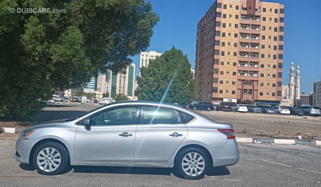 Nissan Sentra 2015 Nissan Sentra SV PUSH START, 4dr Sedan, 1.8L 4cyl Petrol, Automatic, Front Wheel Drive