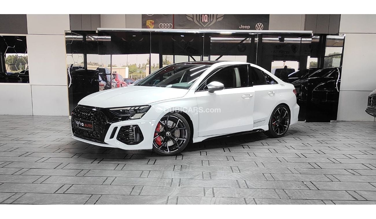 Audi RS3 TFSI quattro 2.5L Sedan AED 3,700 P.M | 2022 AUDI RS3 QUATTRO | AUDI WARRANTY AND SERVICE CONTRACT |