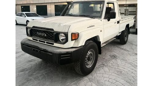 تويوتا لاند كروزر بيك آب SINGLE CABIN 2.8L DIESEL A/T 2024 EXPORT ONLY