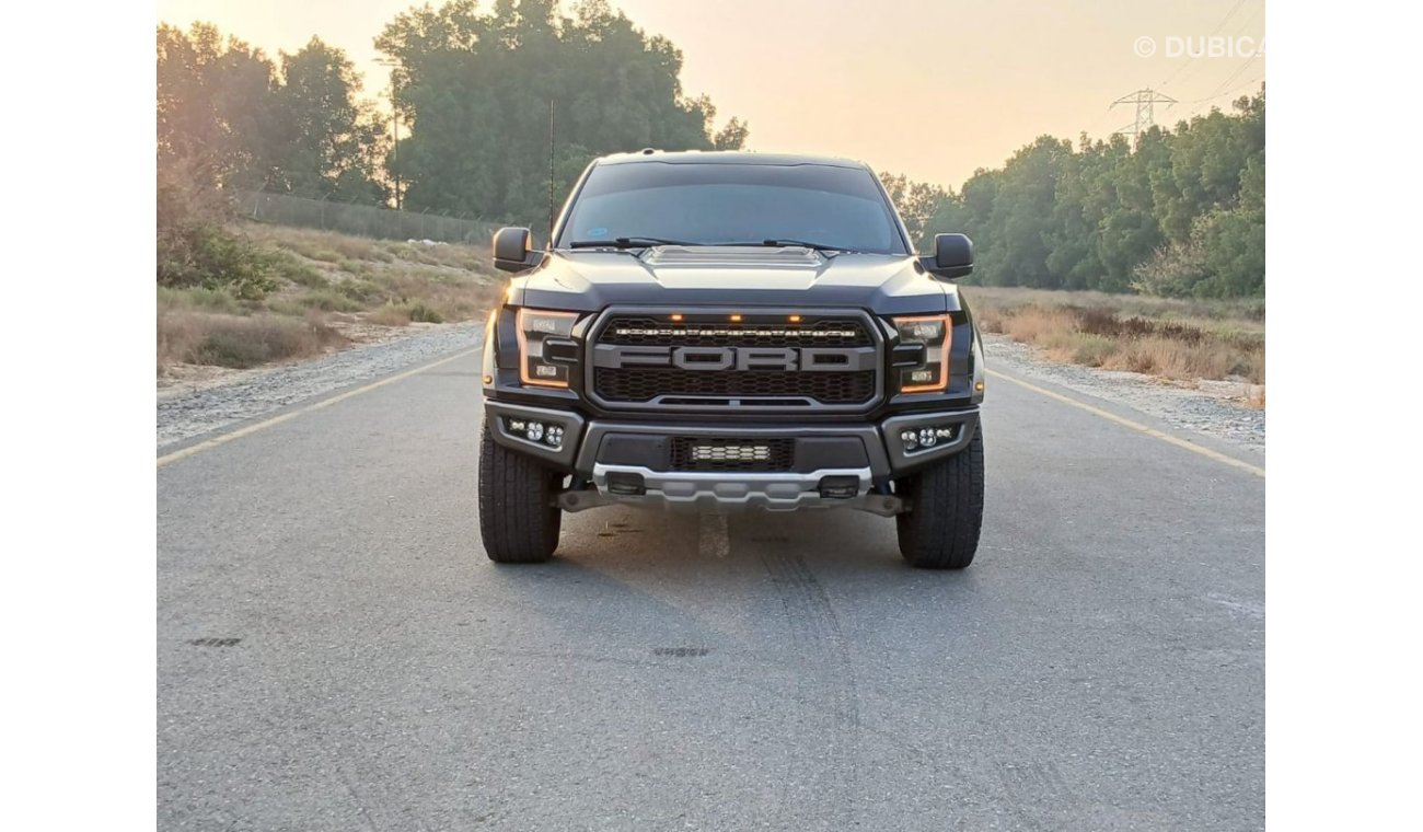 فورد F 150 SVT رابتر