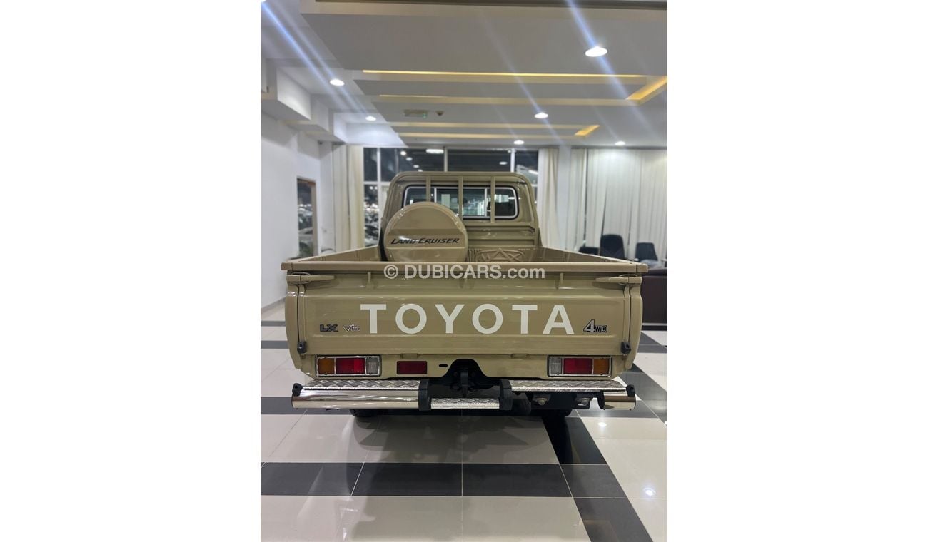 Toyota Land Cruiser Pick Up PICKUP DLX 4.0L