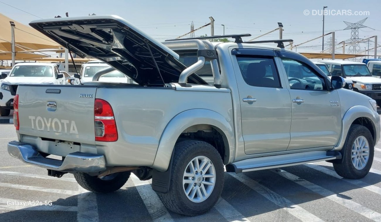 تويوتا هيلوكس TOYOTA HILUX PICKUP 3.00 CC MODEL 2013 DIESEL RIGHT HANDED