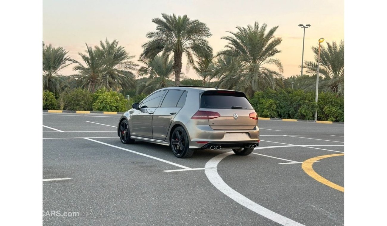 Volkswagen Golf R