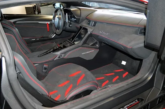 Lamborghini Centenario interior - Seats