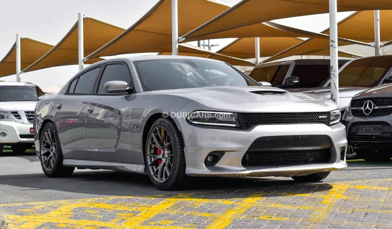 Dodge Charger SRT