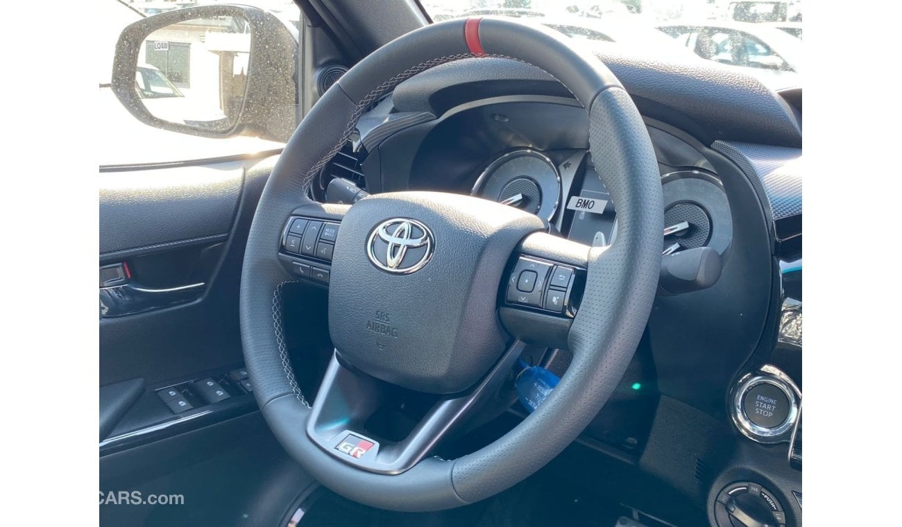 تويوتا هيلوكس TOYOTA HILUX GR SPORT 4.0L PETROL