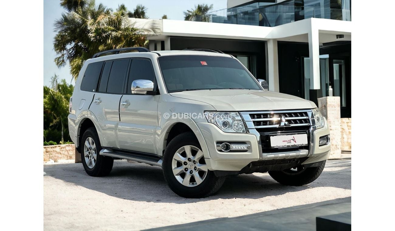 Mitsubishi Pajero GLS 3.5L (186 HP) (7 Seater)