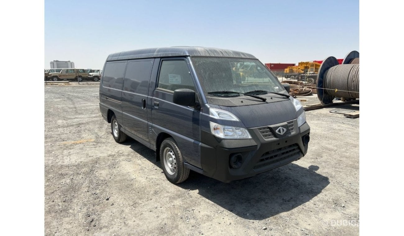 CMC D 260 CMC D260-Panel Van / 2 seater / 2.4L 2WD 6MT