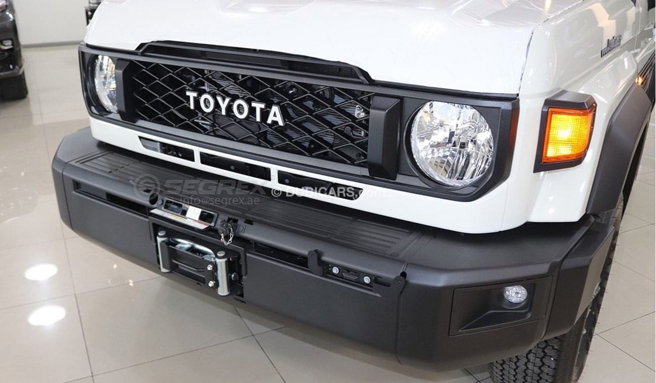 Toyota Land Cruiser 70 2024YM Land Cruiser Hardtop LC71, 4.0L Petrol 4WD 6AT (SHAT)