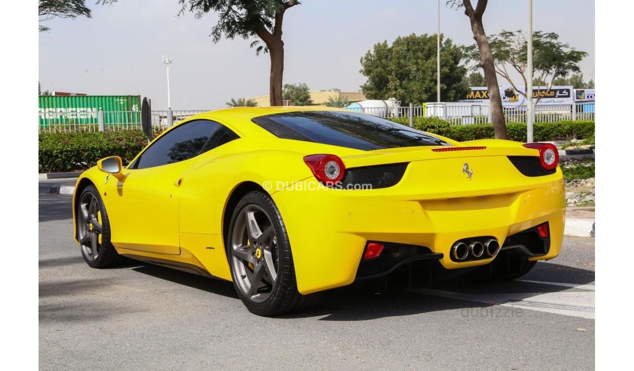 فيراري 458 Std 4.5L GCC SPEC NEAT AND CLEAN