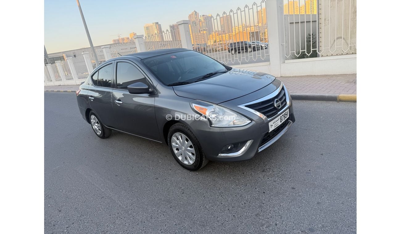 Nissan Versa