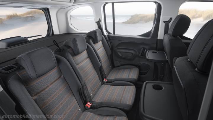 Opel Combo interior - Seats