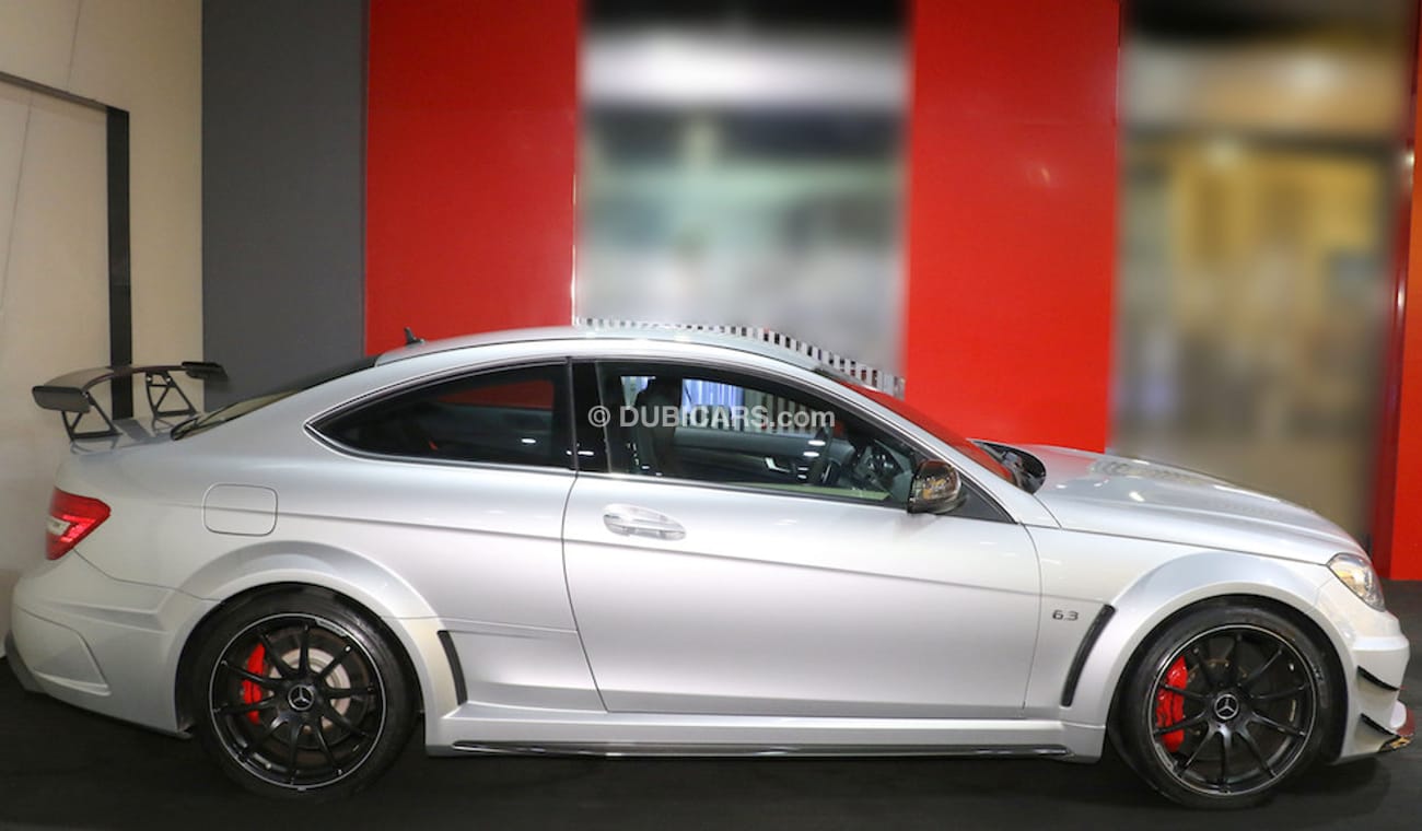 Mercedes-Benz C 63 Coupe AMG Black Series