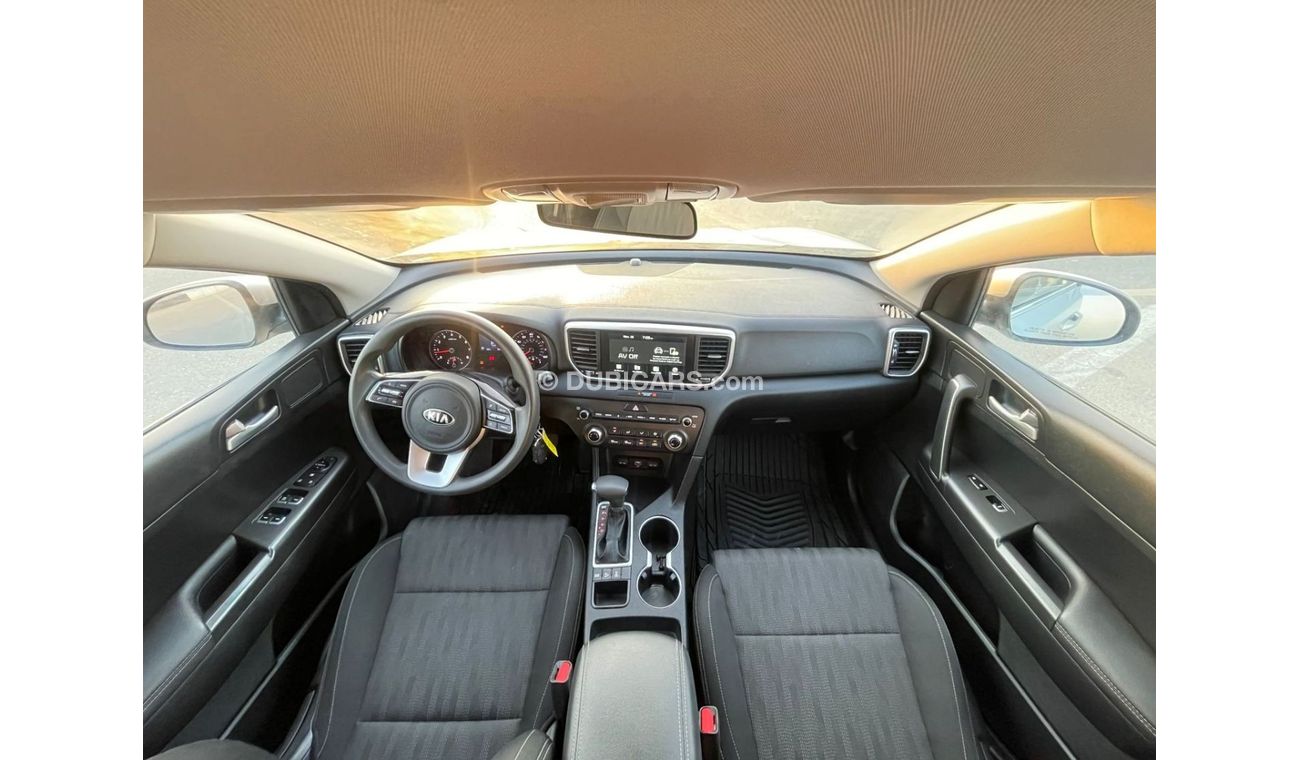 كيا سبورتيج 2021 Kia Sportage 2.4L V4 MidOption+ - AWD 4x4 - Apple & Android Play Full Serviced - 56000 mileage