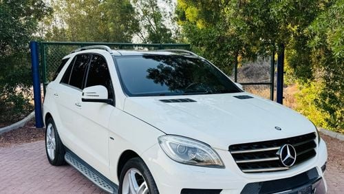 Mercedes-Benz ML 500 Std GCC .. Original Paint .. V8 .. Perfect Condition .. Top Range .