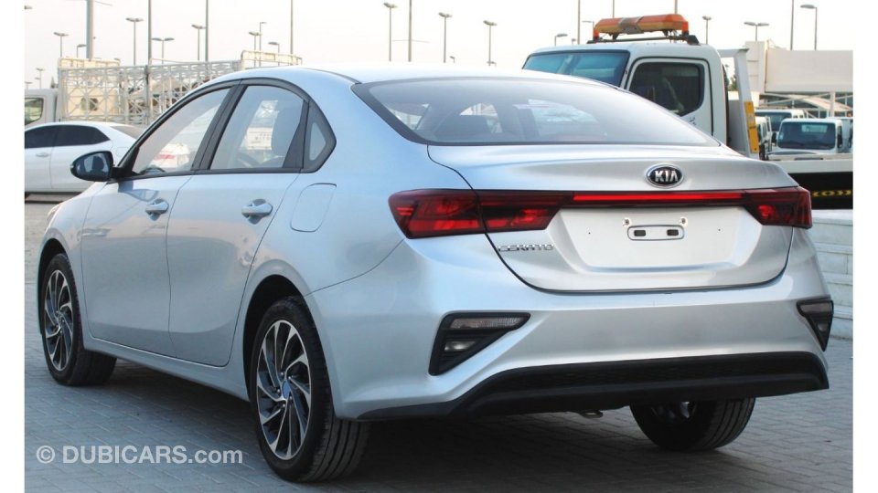 Used Kia Cerato 2020 GCC, in excellent condition, without accidents ...