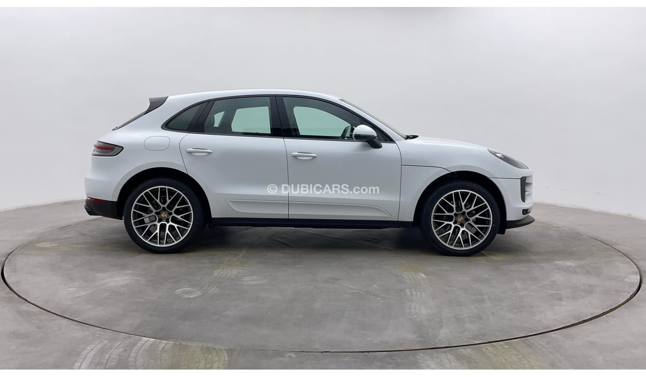 Used Porsche Macan Macan 2000 2020 for sale in Dubai - 472730