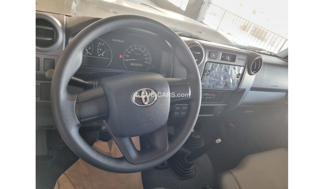 Toyota Land Cruiser Hard Top LC76 5 DOOR DIESEL 6 CYLINDERS MANUAL ZERO KM