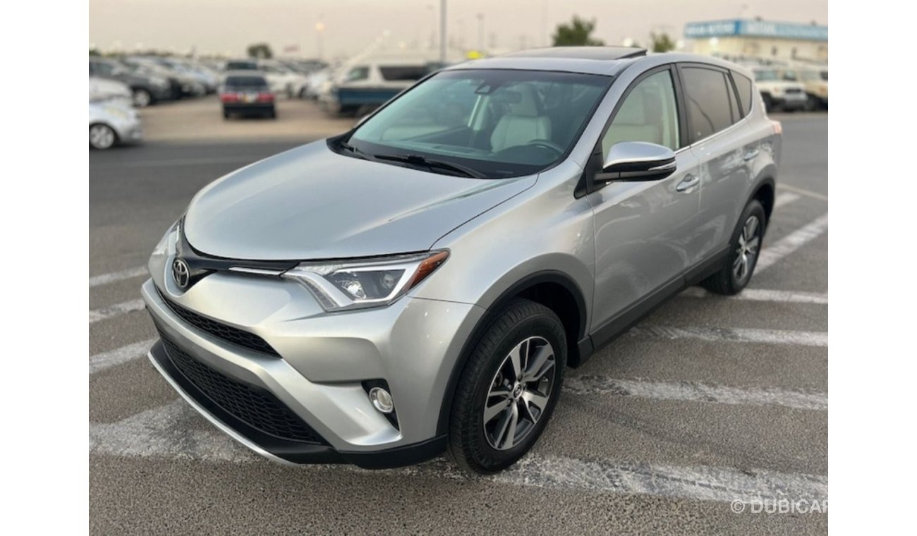 تويوتا راف ٤ Toyota Rav4 2018 XLE leather seats sunroof specs American left hand drive