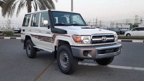 تويوتا لاند كروزر هارد توب TOYOTA L CRUISER HARDTOP 70 SERIES4.5 CC 5 DOOR