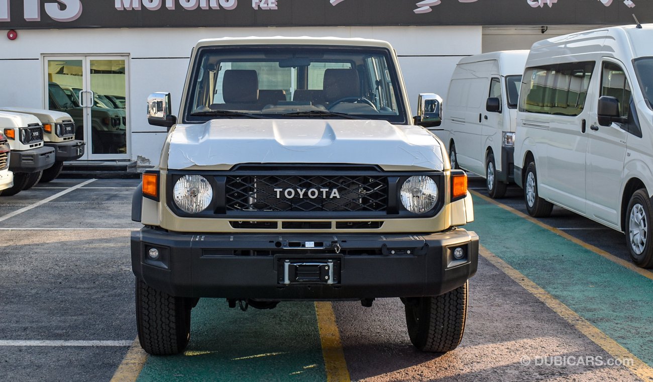 Toyota Land Cruiser Hard Top 4.0L V6 A/T