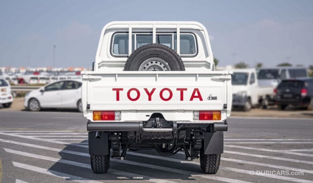 Toyota Land Cruiser Pick Up LAND CRUISER PICKUP 2CAPIN 4.2L V6 4DOOR