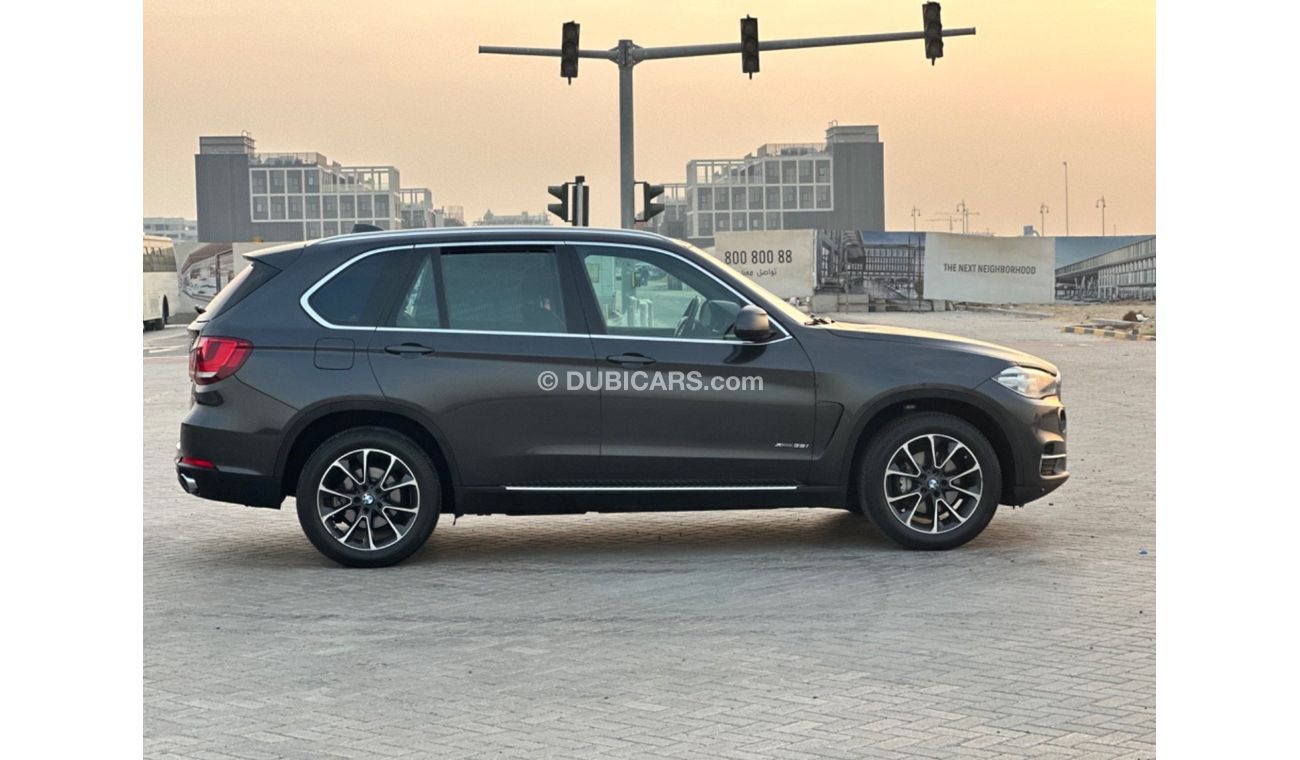 BMW X5 35i Exclusive 3.0L (5 Seater) MODEL 2016 GCC CAR PERFECT CONDITION INSIDE AND OUTSIDE FULL OPTION