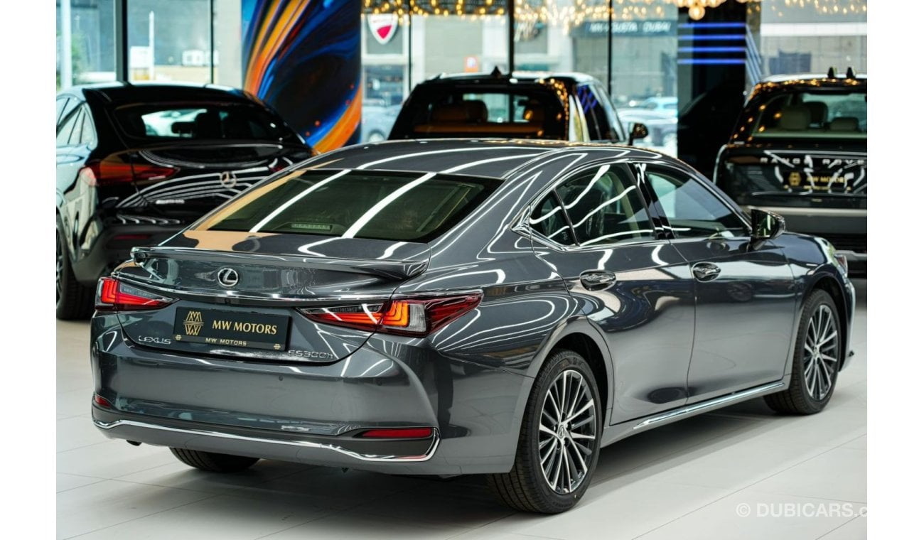 لكزس ES300h Lexus ES 300H | 2023 GCC 0km | Warranty | 360 View | Radar | Sunroof