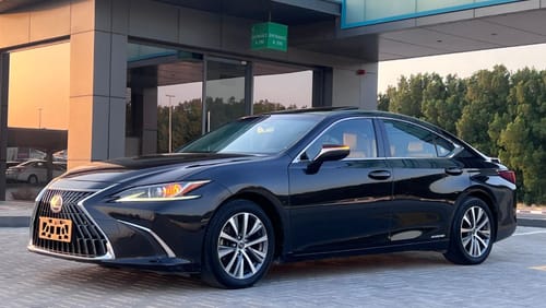 Lexus ES 300 Hybrid لكزس 2020 ES300h الوقود الهجين : هايبرد المواصفات : خليجي - فتحة سقف - شاشة - كمرة - مثبت سرع