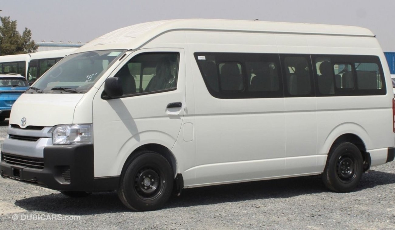 تويوتا هاياس HIACE 2.5L 15 SEATER AC H.ROOF