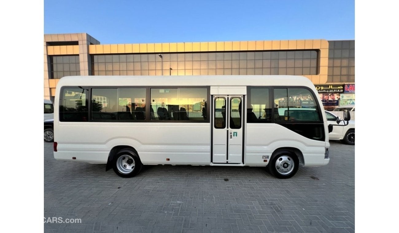 تويوتا كوستر 2024 Toyota Coaster 23-Seater 3-Point Seatbelts 4.2L 6-Cyl Diesel M/T RWD Only For Export