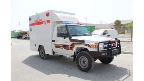 Toyota Land Cruiser Pick Up Toyota Land Cruiser Pickup 4.2L diesel MT Ambulance Model 2024(Box Type)