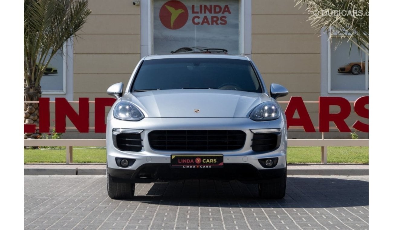 Porsche Cayenne Std 3.6L Porsche Cayenne 2016 GCC under Warranty with Flexible Down-Payment.