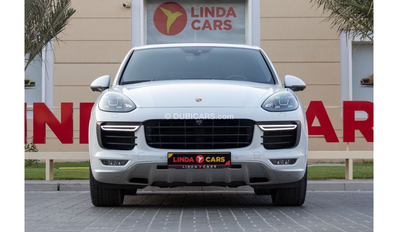 بورش كايان GTS 3.6L Porsche Cayenne GTS 2016 GCC under Warranty with Flexible Down-Payment.