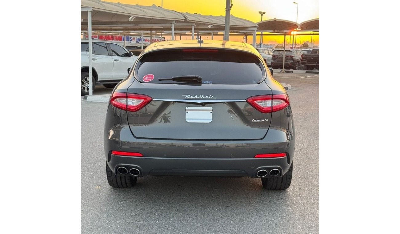 Maserati Levante Std MASERATI LEVANTE 2017 GREY INSIDE BEIGE JAPAN IMPORT