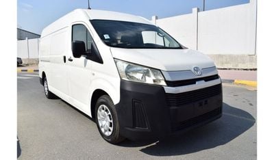 Toyota Hiace 3.5L GLS Toyota Hiace Highroof 3.5L Van, model:2022. Only done 76000 km