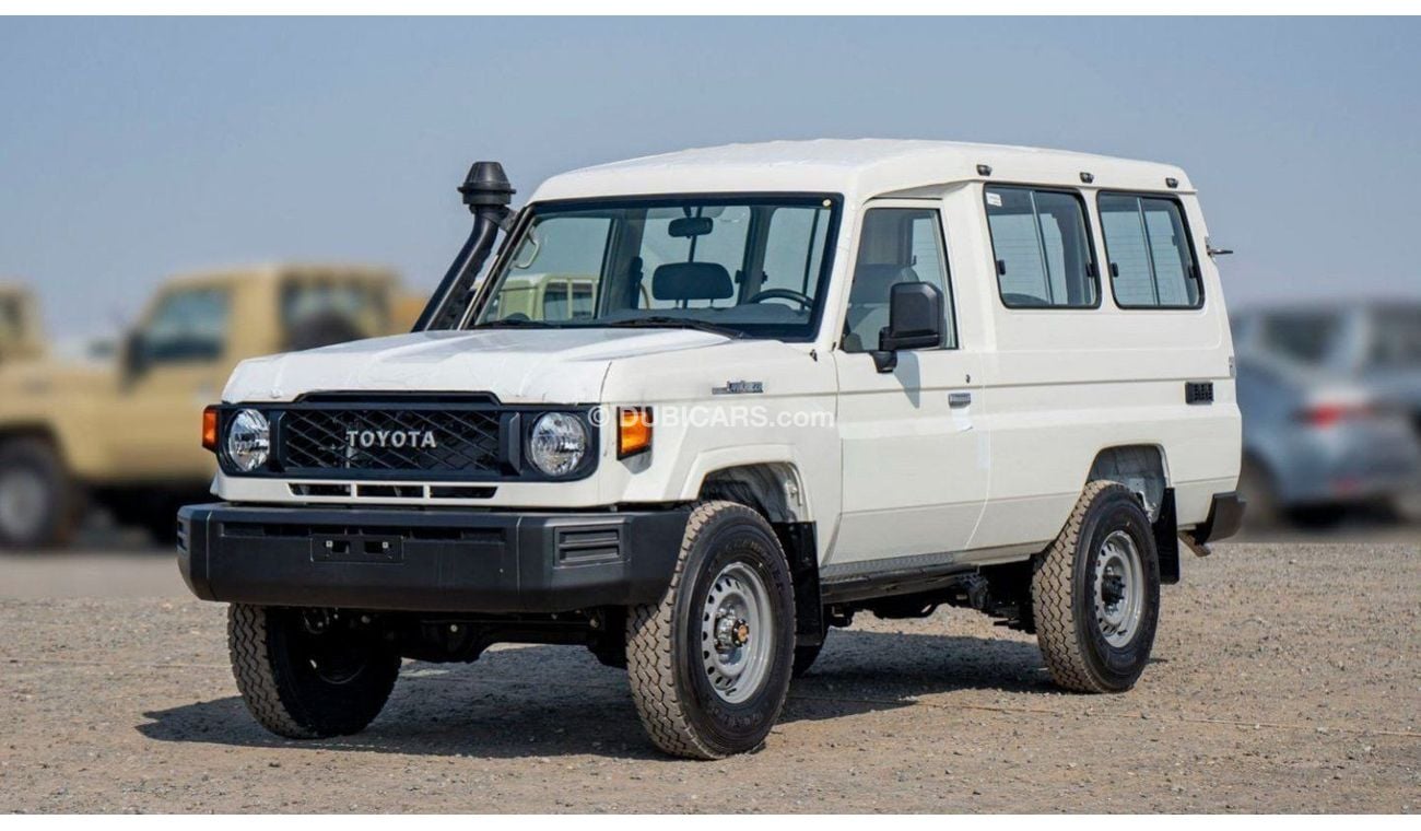 تويوتا لاند كروزر هارد توب TOYOTA LAND CRUISER HARD TOP 3 DOORS 4.2L DIESEL 2024