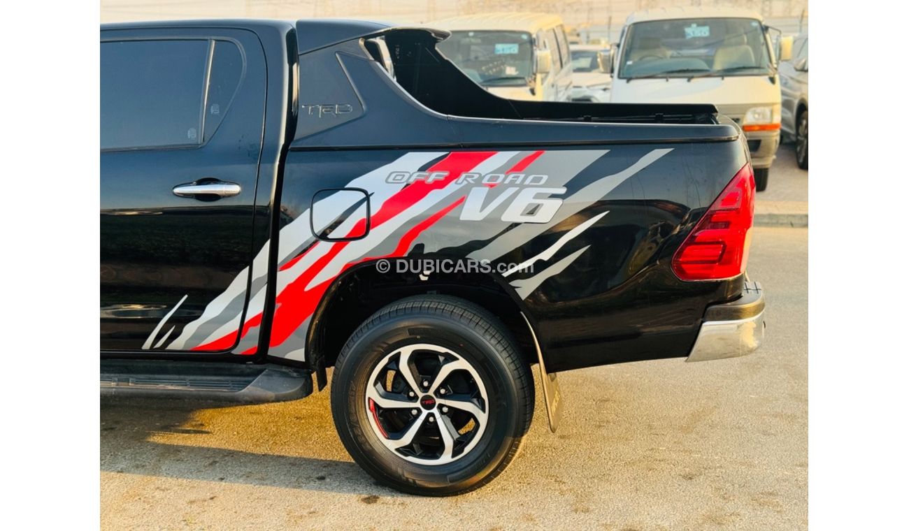 تويوتا هيلوكس Toyota hilux 2018 off road v6 SR5 full option